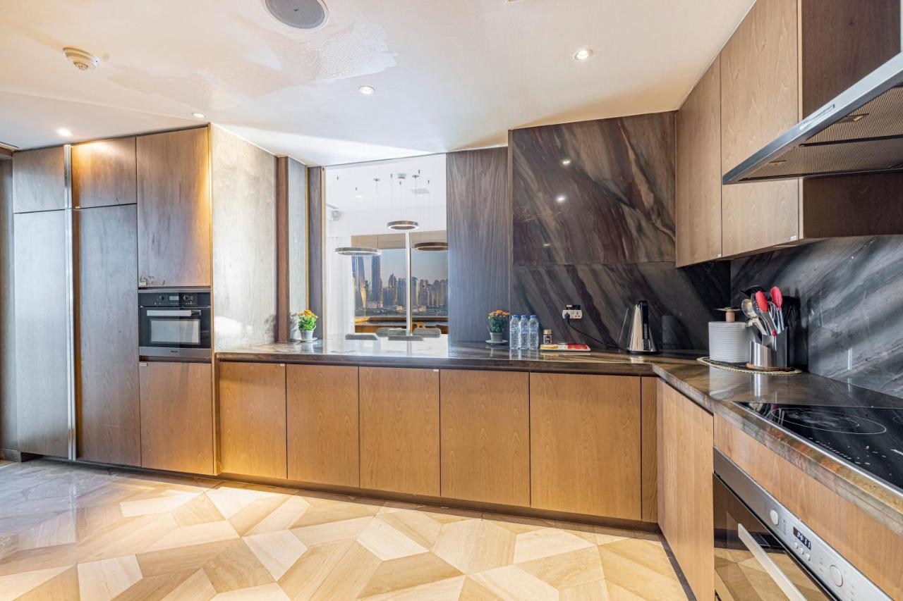Five Palm Luxury Penthouse Full Marina View & Private Pool Hotell Dubai Eksteriør bilde