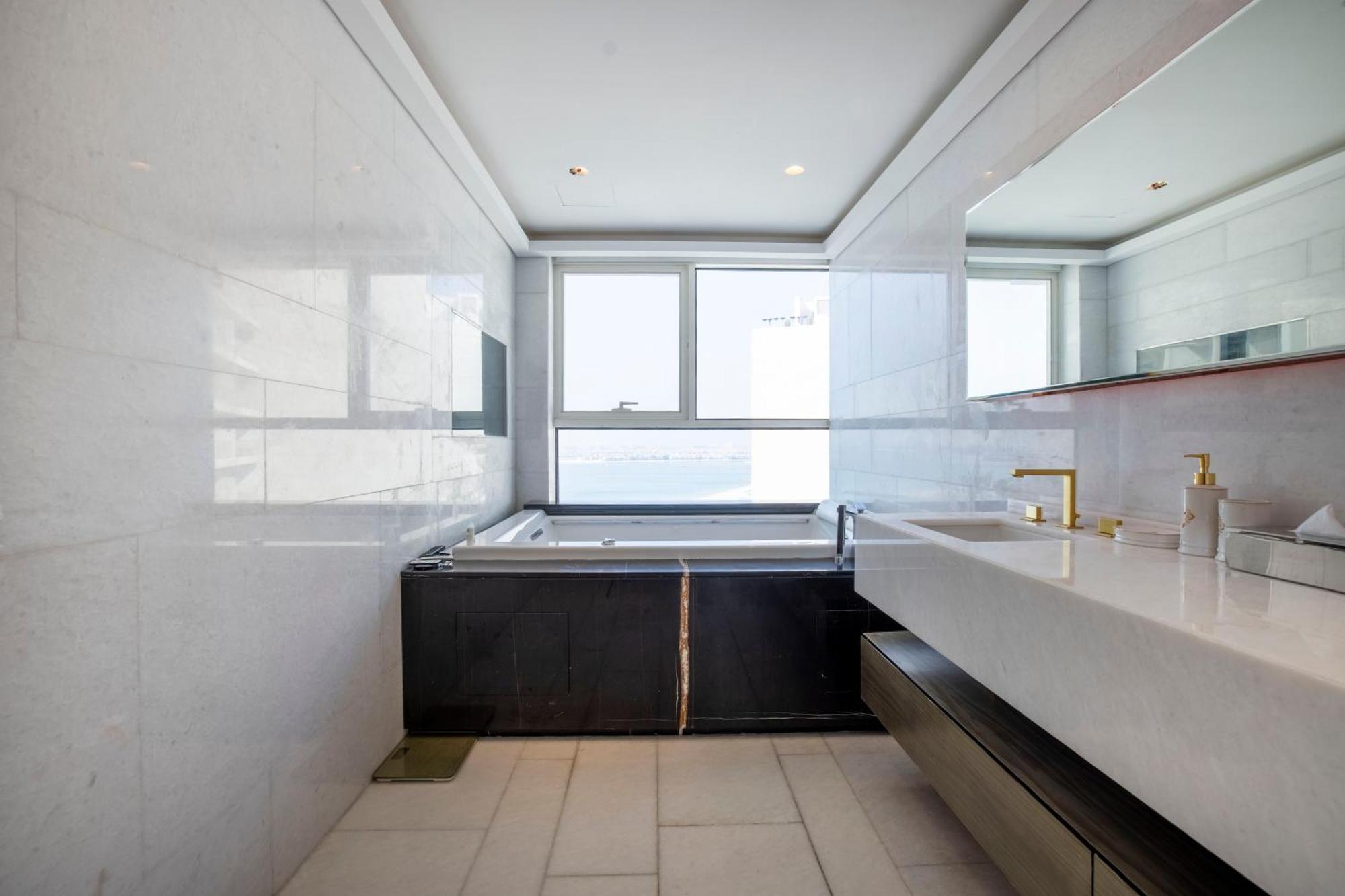 Five Palm Luxury Penthouse Full Marina View & Private Pool Hotell Dubai Eksteriør bilde